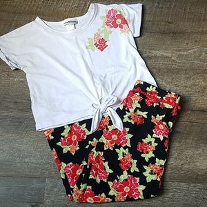 💥3/$15💥 Satin Flowers set